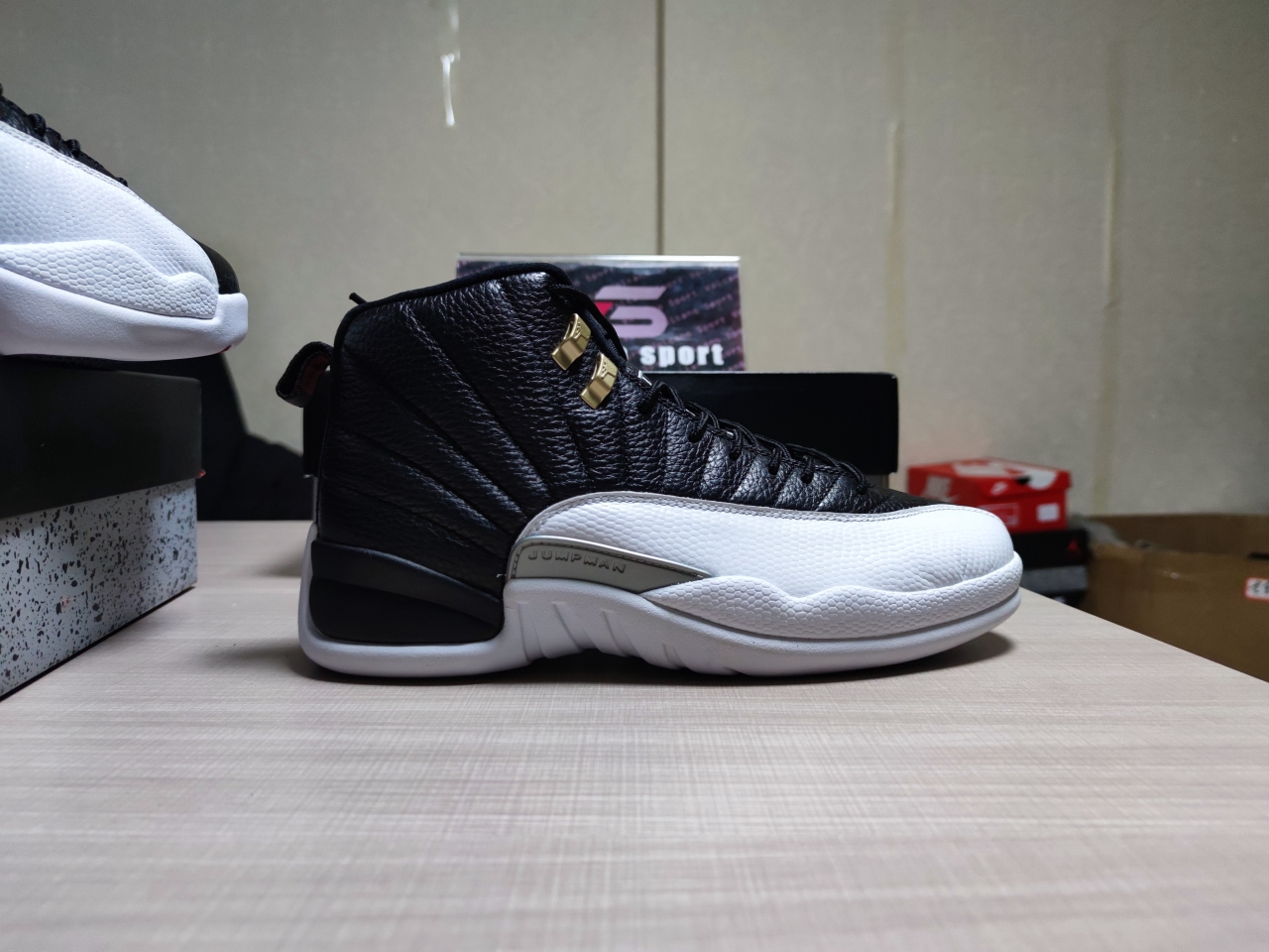 Jordan 12 Retro Playoffs (2022) CT8013-006