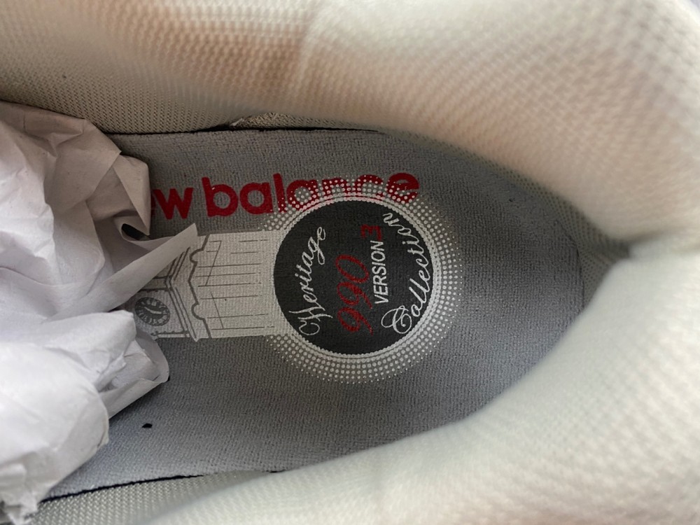 New Balance 990V3 Grey