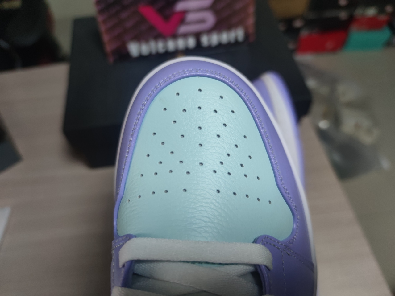 Jordan 1 Mid Purple Aqua 554724-500