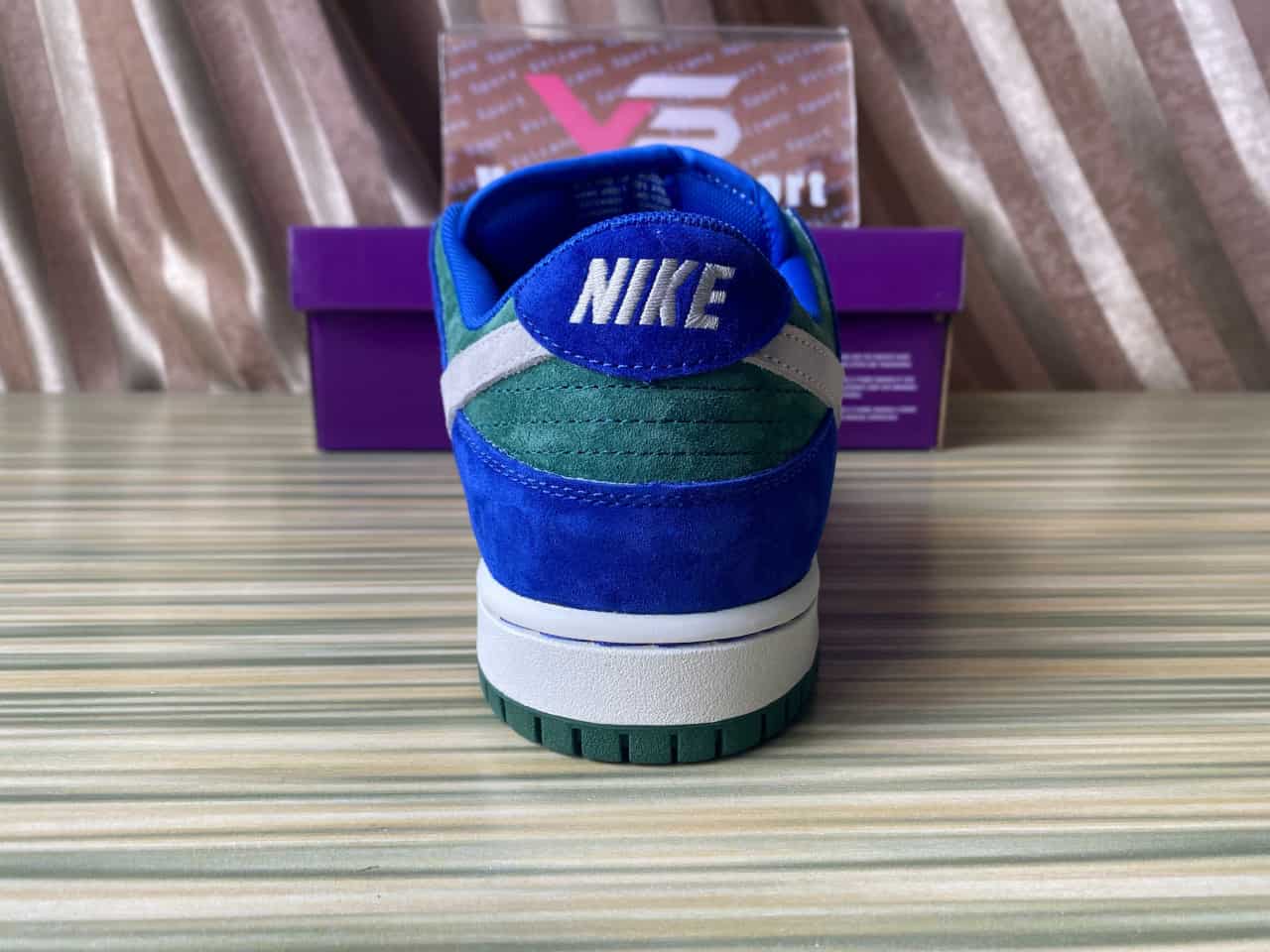 Nike SB Dunk Low Deep Royal Blue HF3704-400