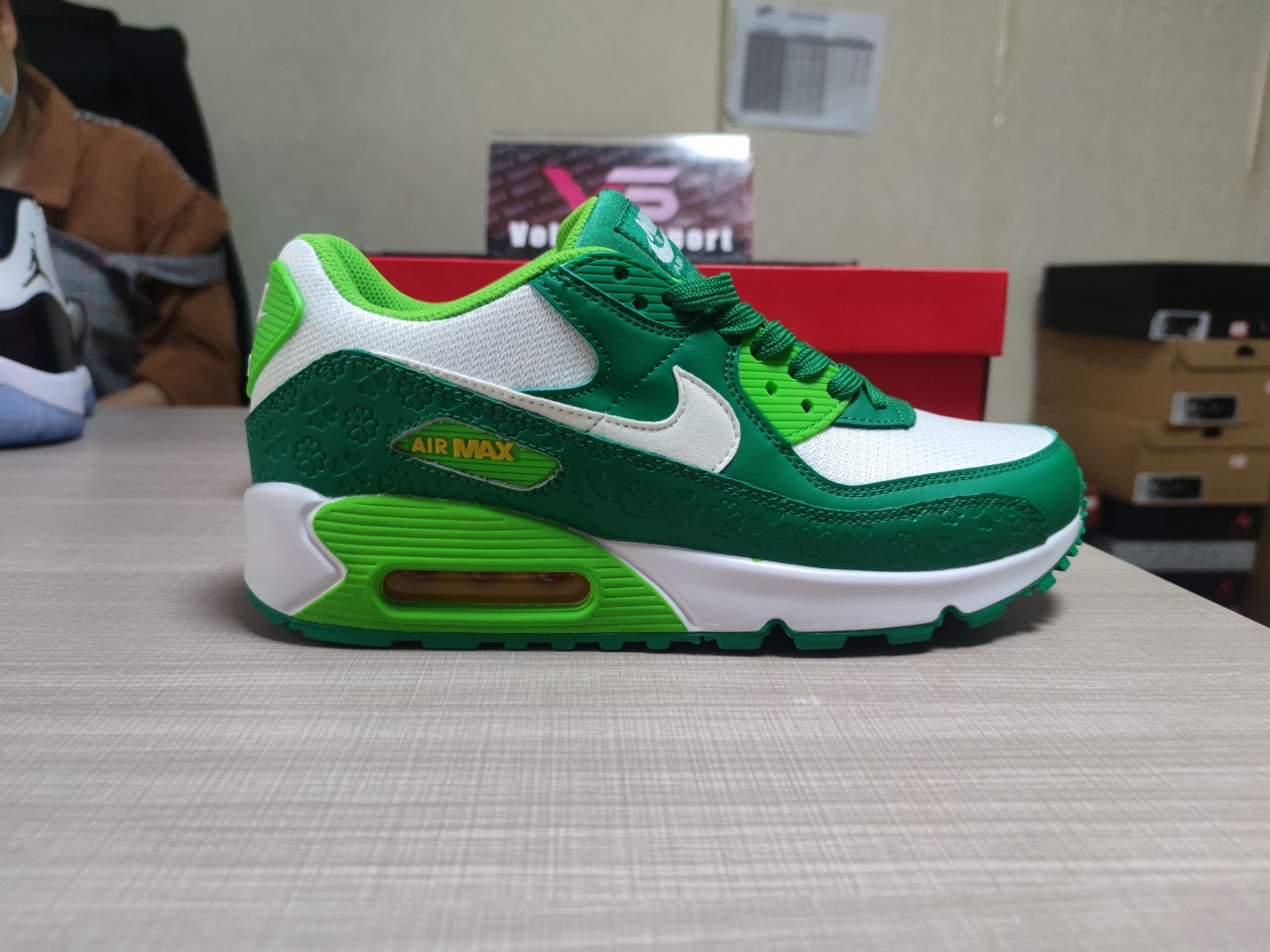 Air Max 90 St Patrick's Day DD8555 300