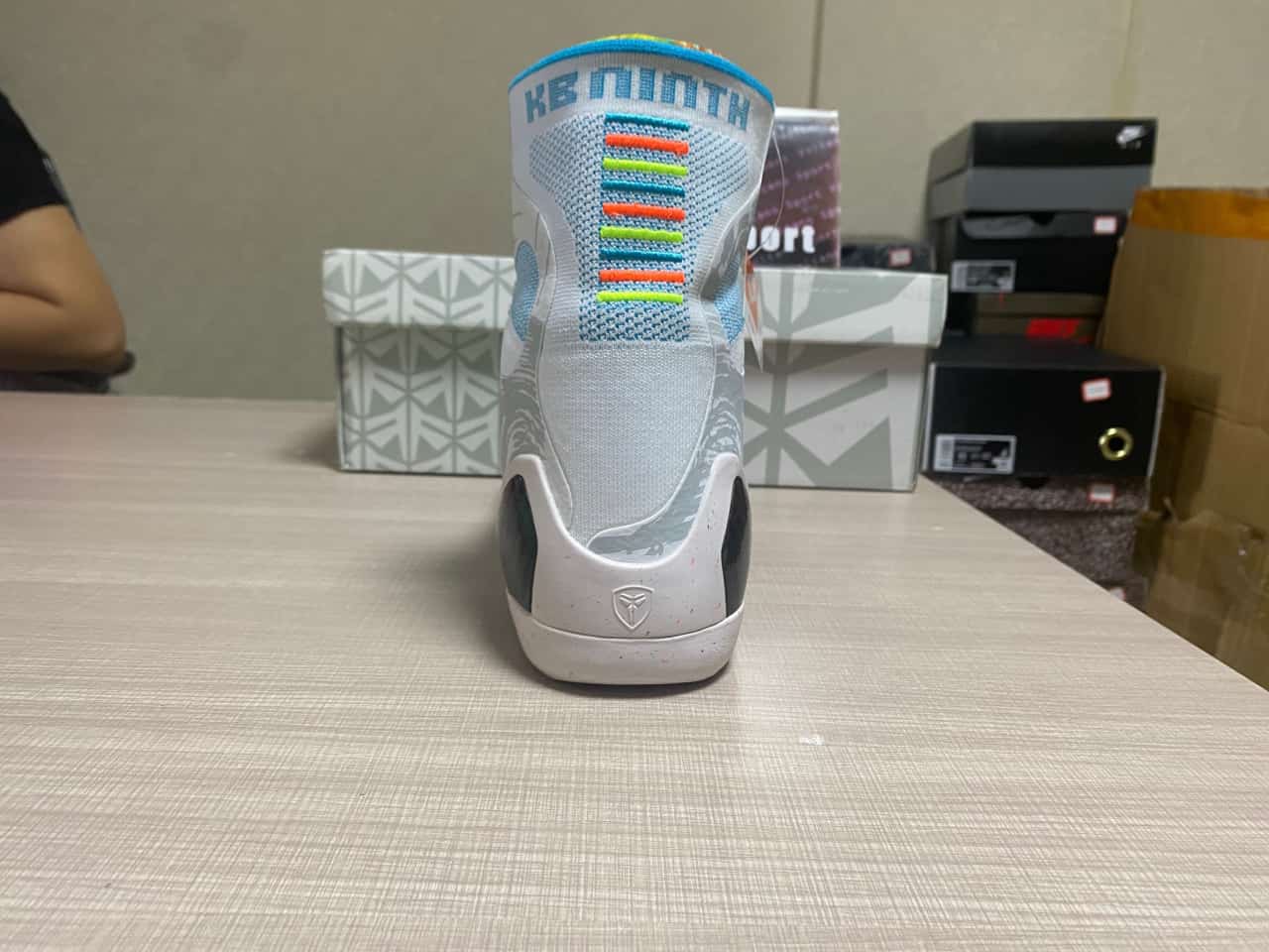 Nike Kobe 9 Elite What the Kobe 678301-904