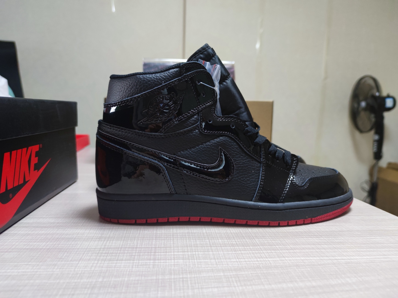Jordan 1 High OG SP Gina CD7071-001