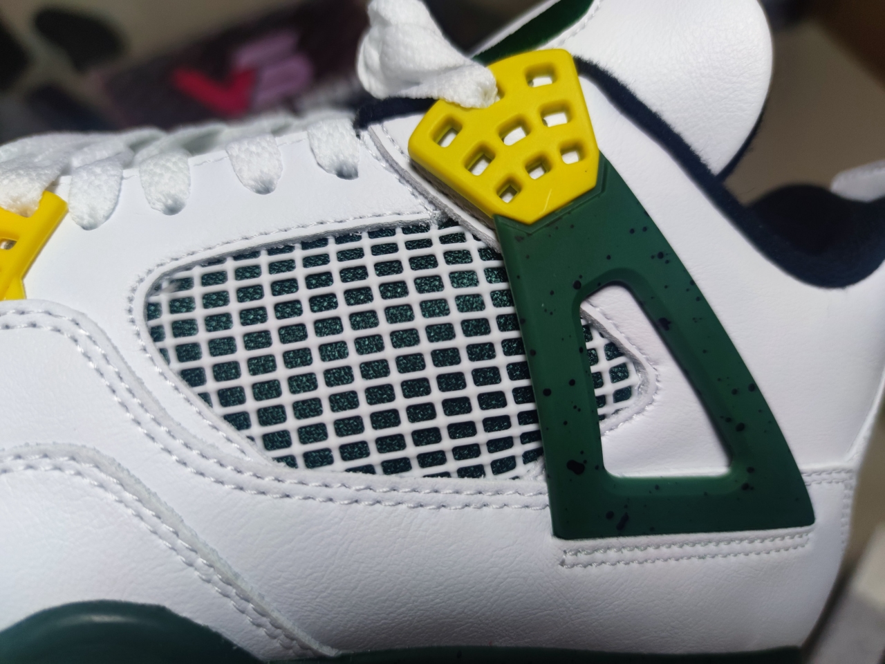 Jordan 4 Retro Oregon Ducks Duckman