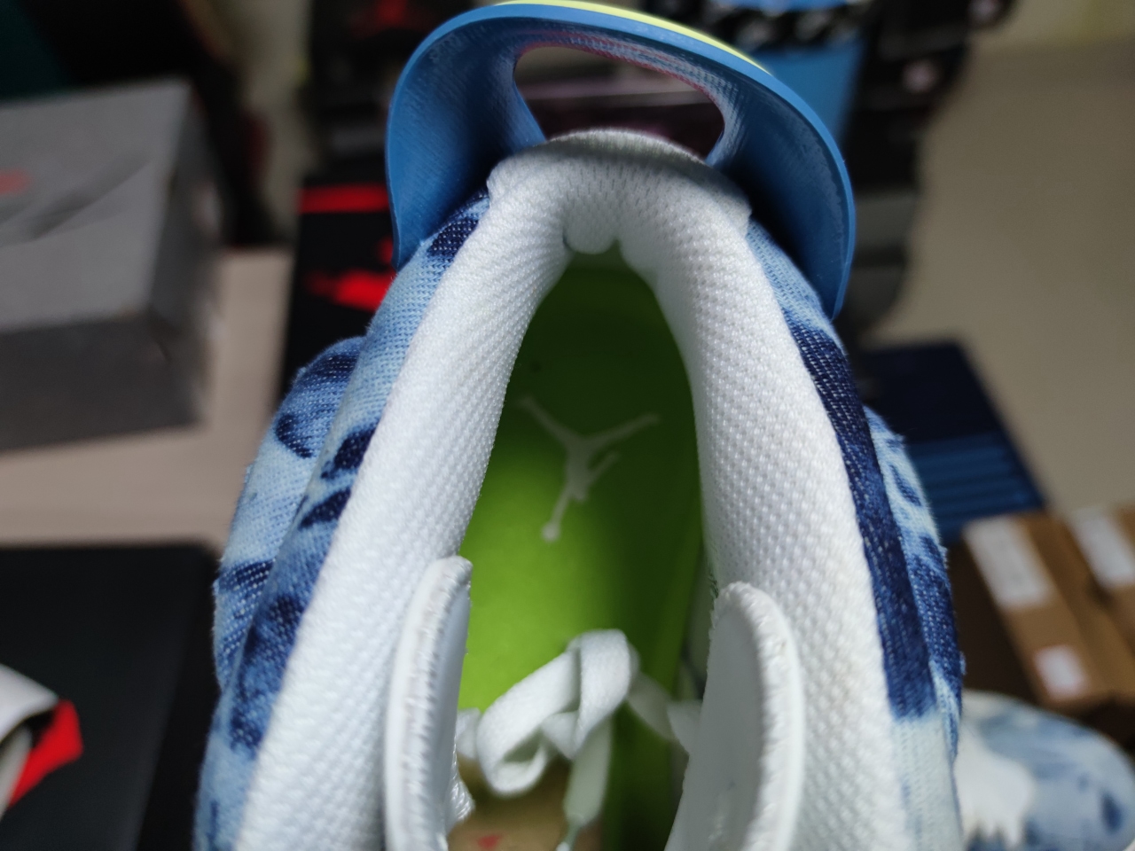 Jordan 6 Retro Washed Denim DM9045-100