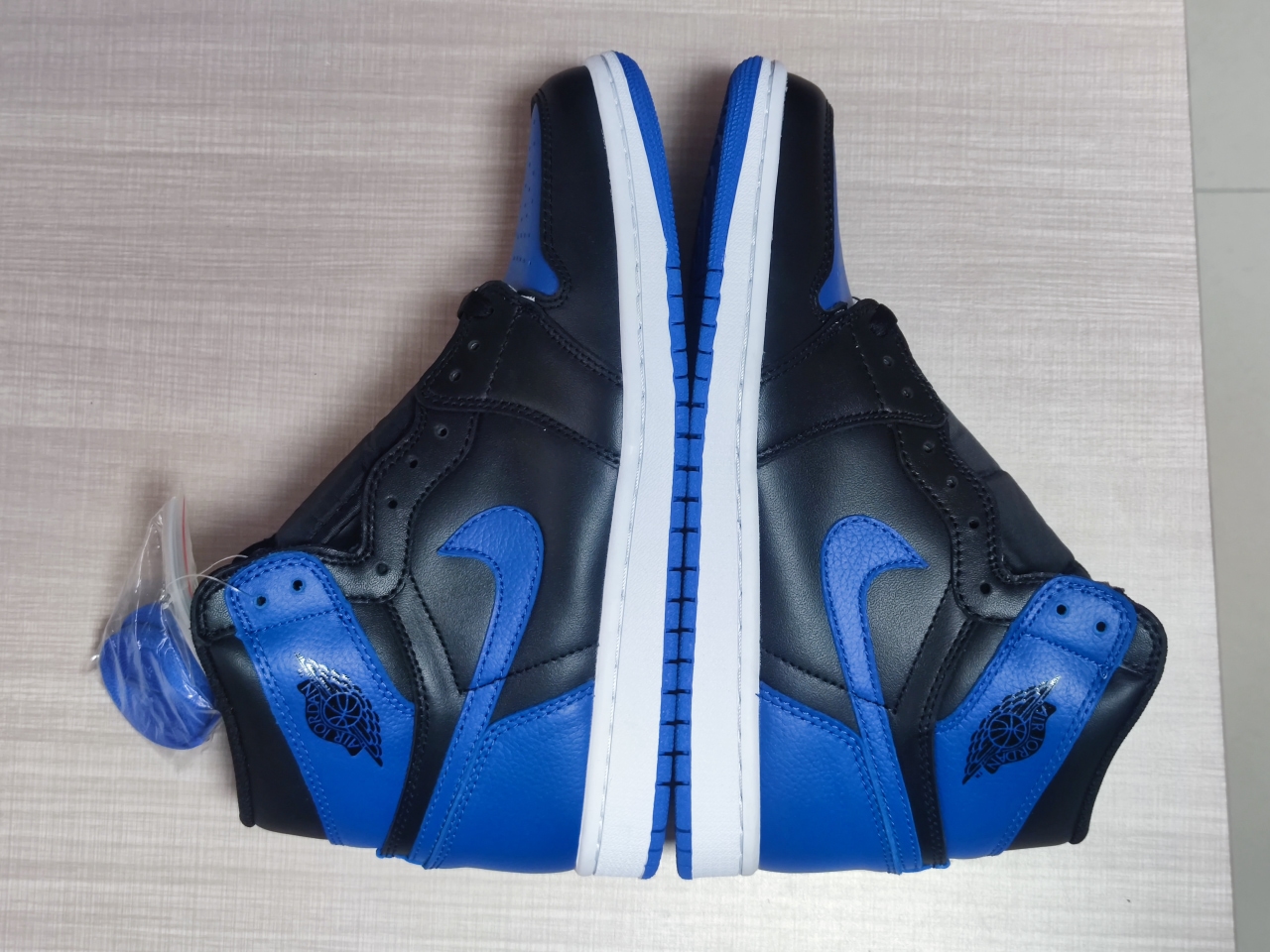 Jordan 1 Retro Royal 555088 007