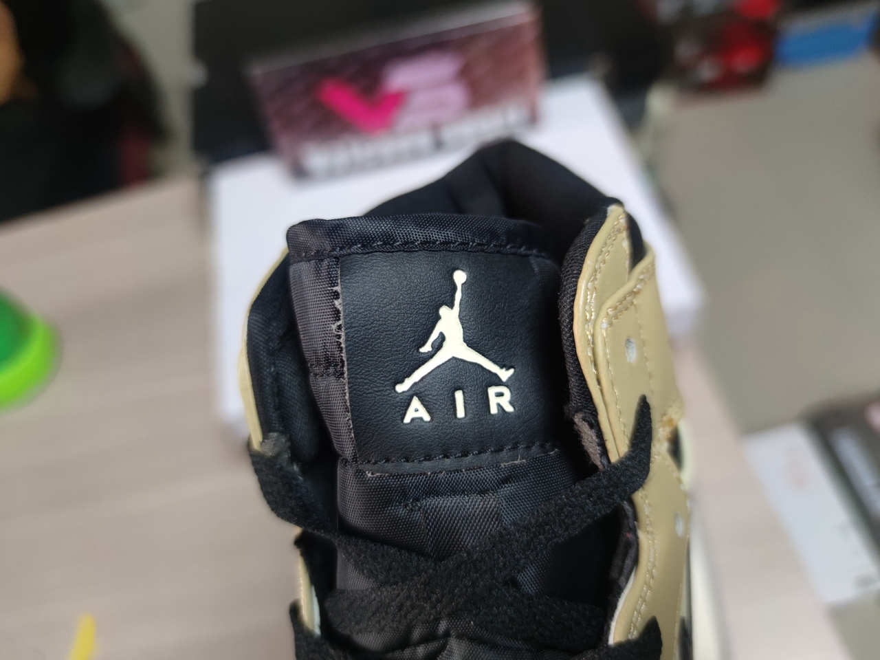 Jordan 1 Retro High Black Mushroom AH7389-003