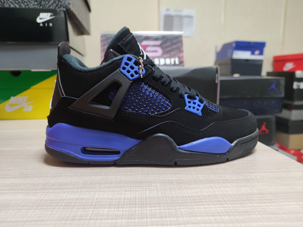 AIR JORDAN 4 RETRO GAME ORYAL
