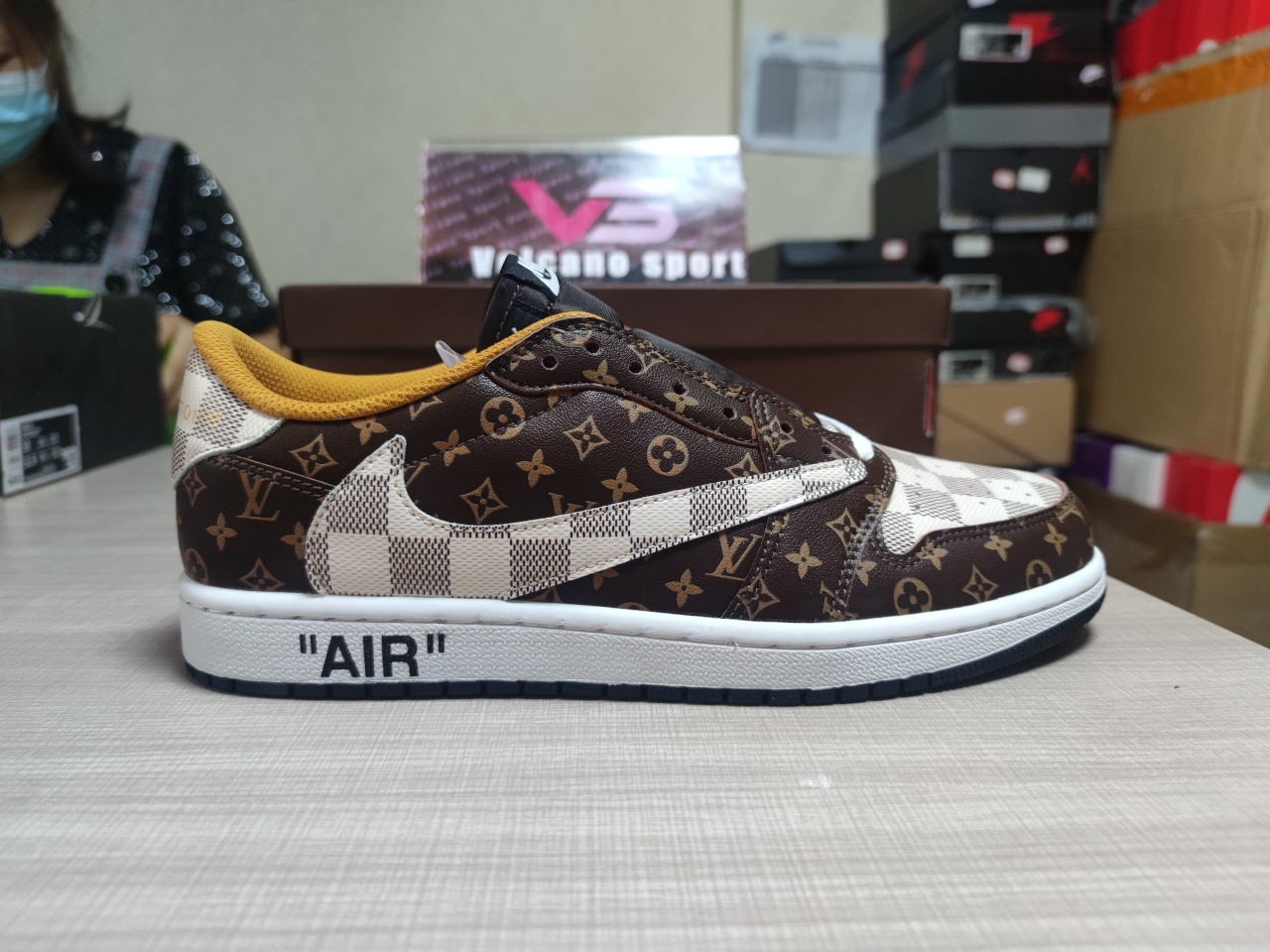 LV X Jordan 1 low