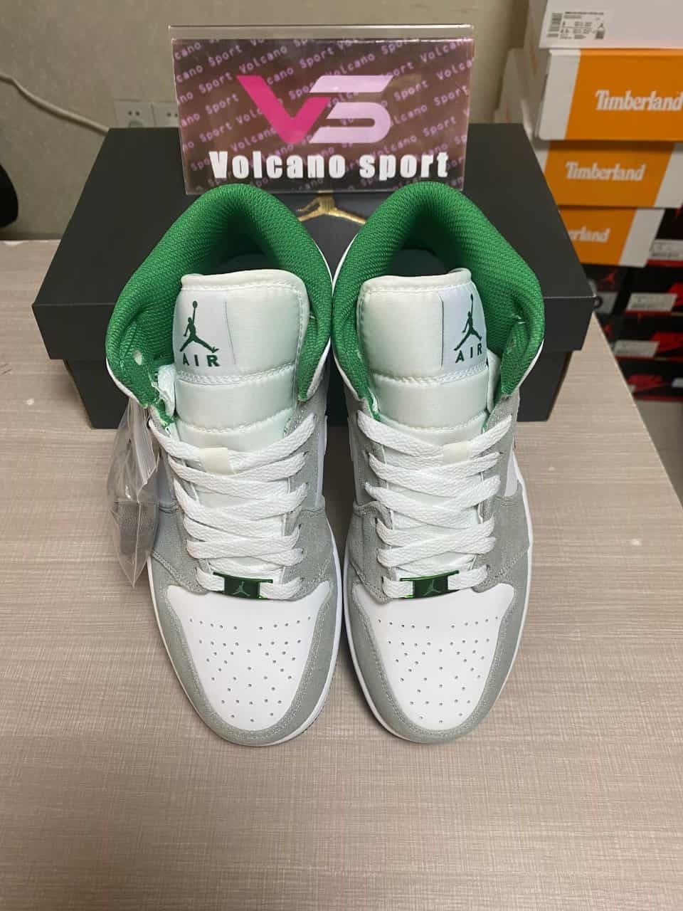 Jordan 1 Mid SE Grey Green DC7294-103