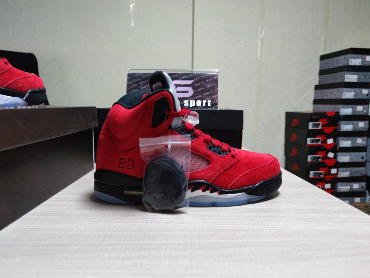 Jordan 5 Retro Raging Bull Red DD0587-600