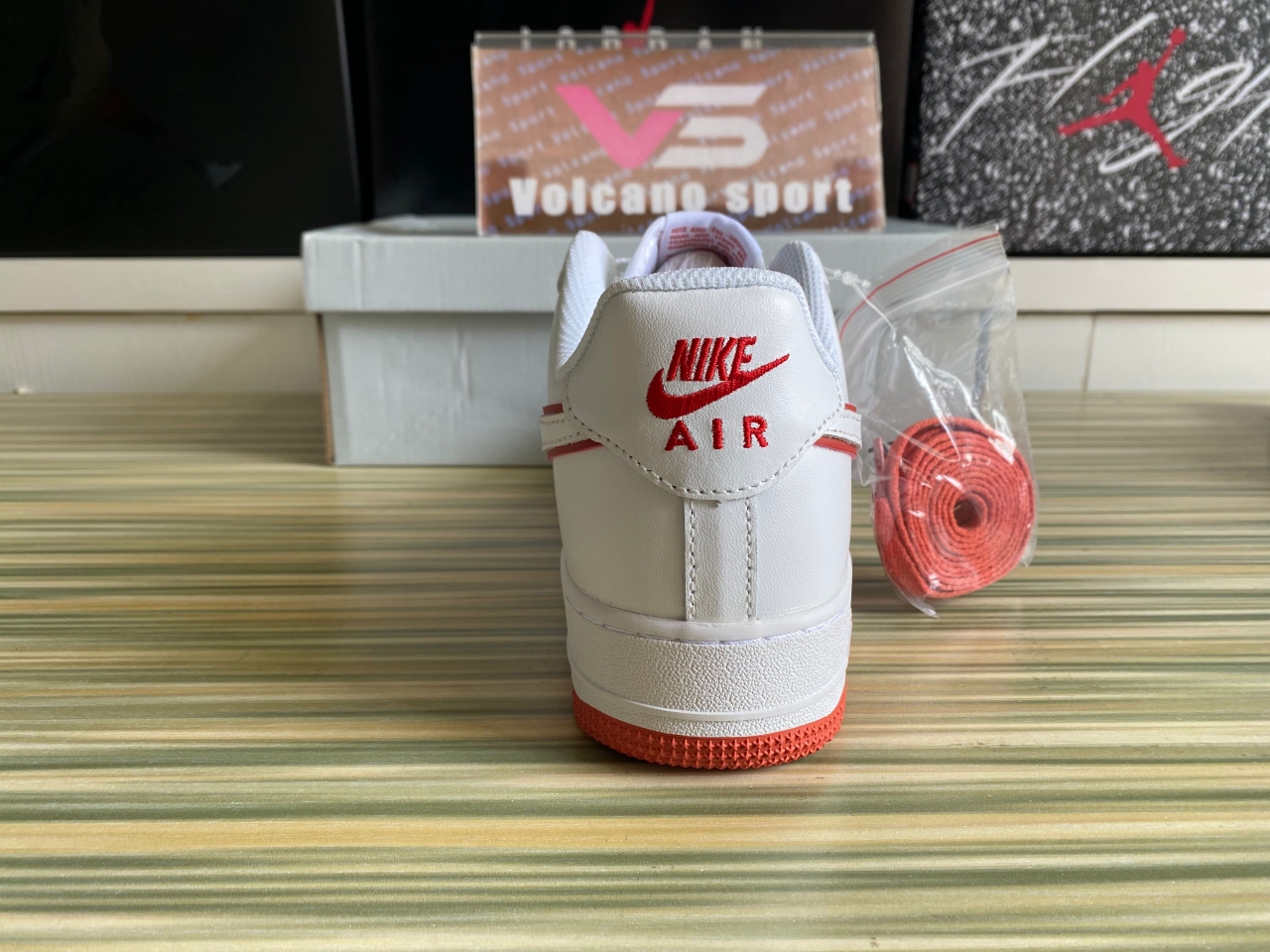 Nike Air Force 1 Low '07 White Picante Red DV0788-102