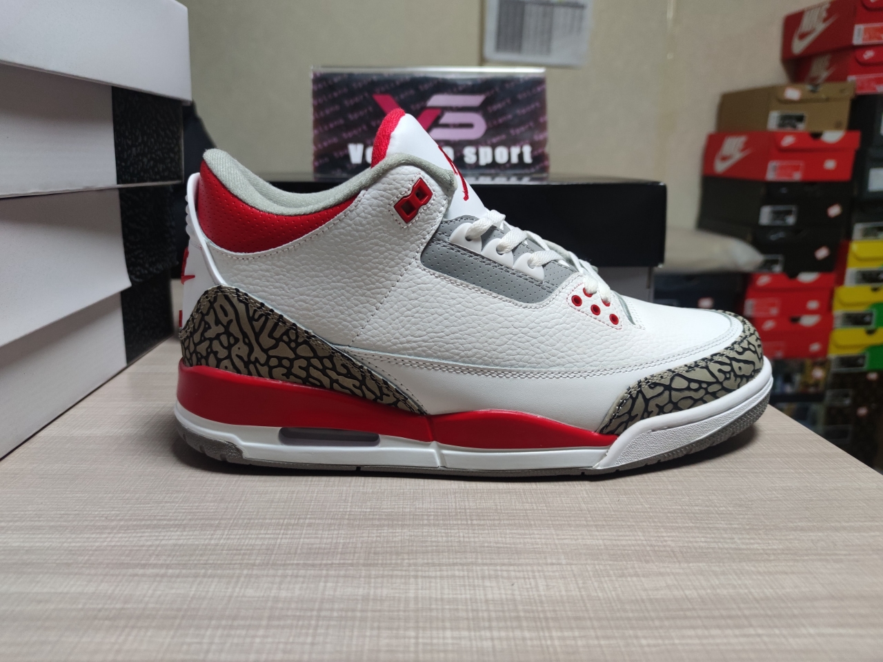 Jordan 3 Retro Fire Red DN3707-160