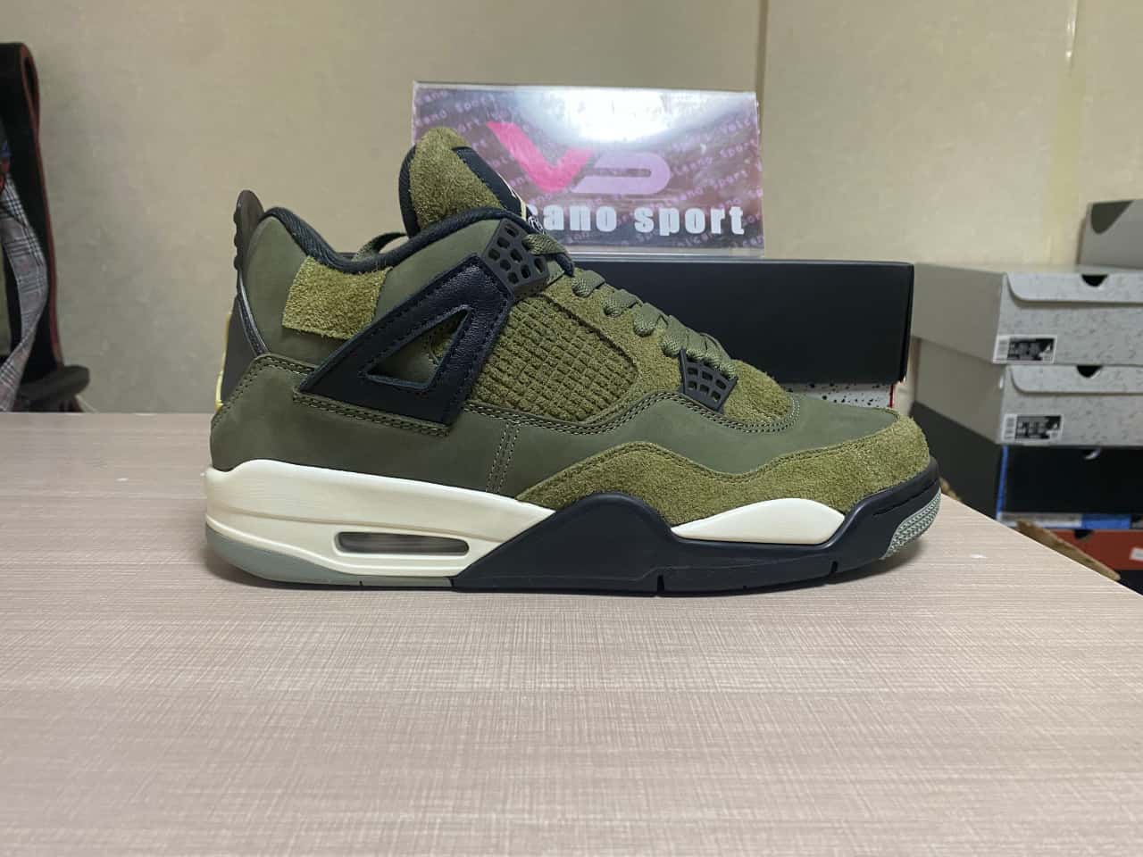 Jordan 4 Retro SE Craft Medium Olive FB9927-200