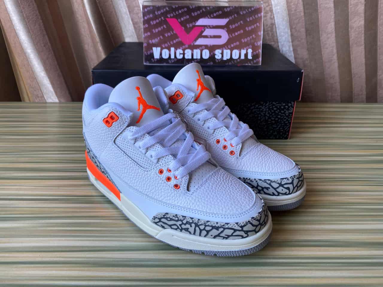 Jordan 3 WMNS 