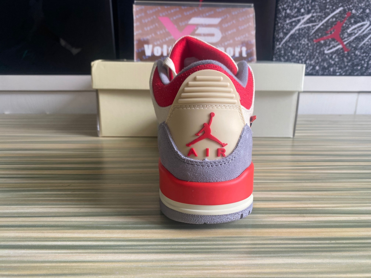 Jordan 3 x Off White DH7139-100