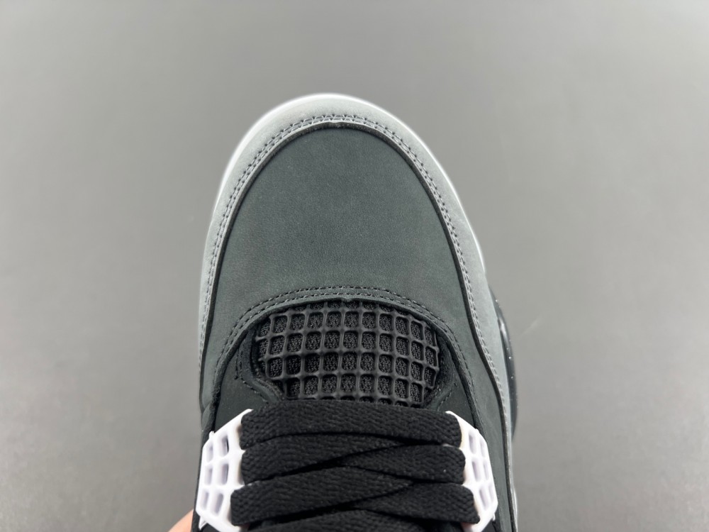 Jordan 4  FQ8138一002