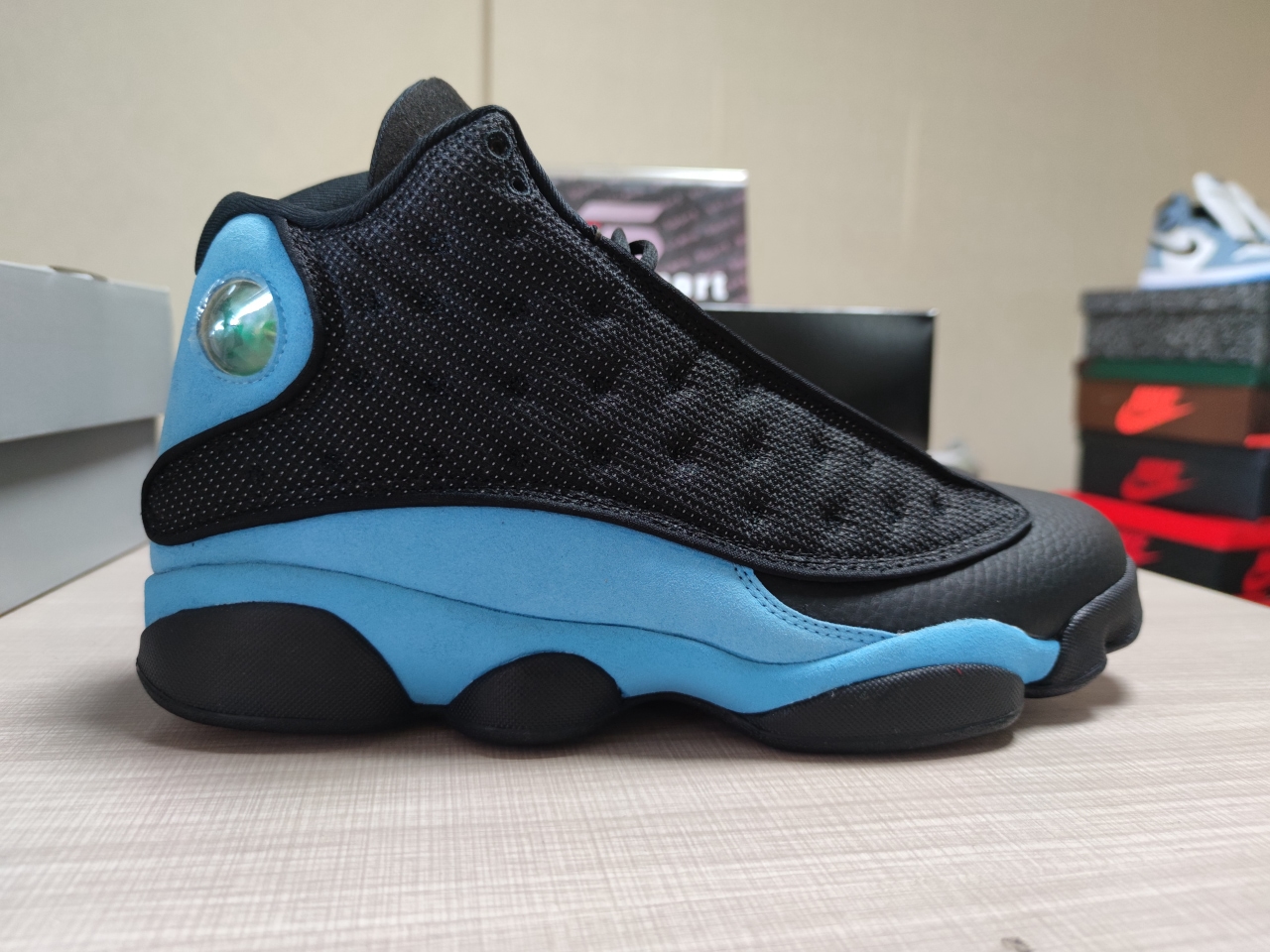 Jordan 13 XIII