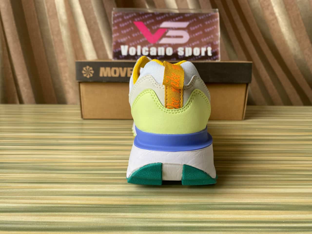 Air Max Dawn Peach Cream Light Thistle DX3717-100