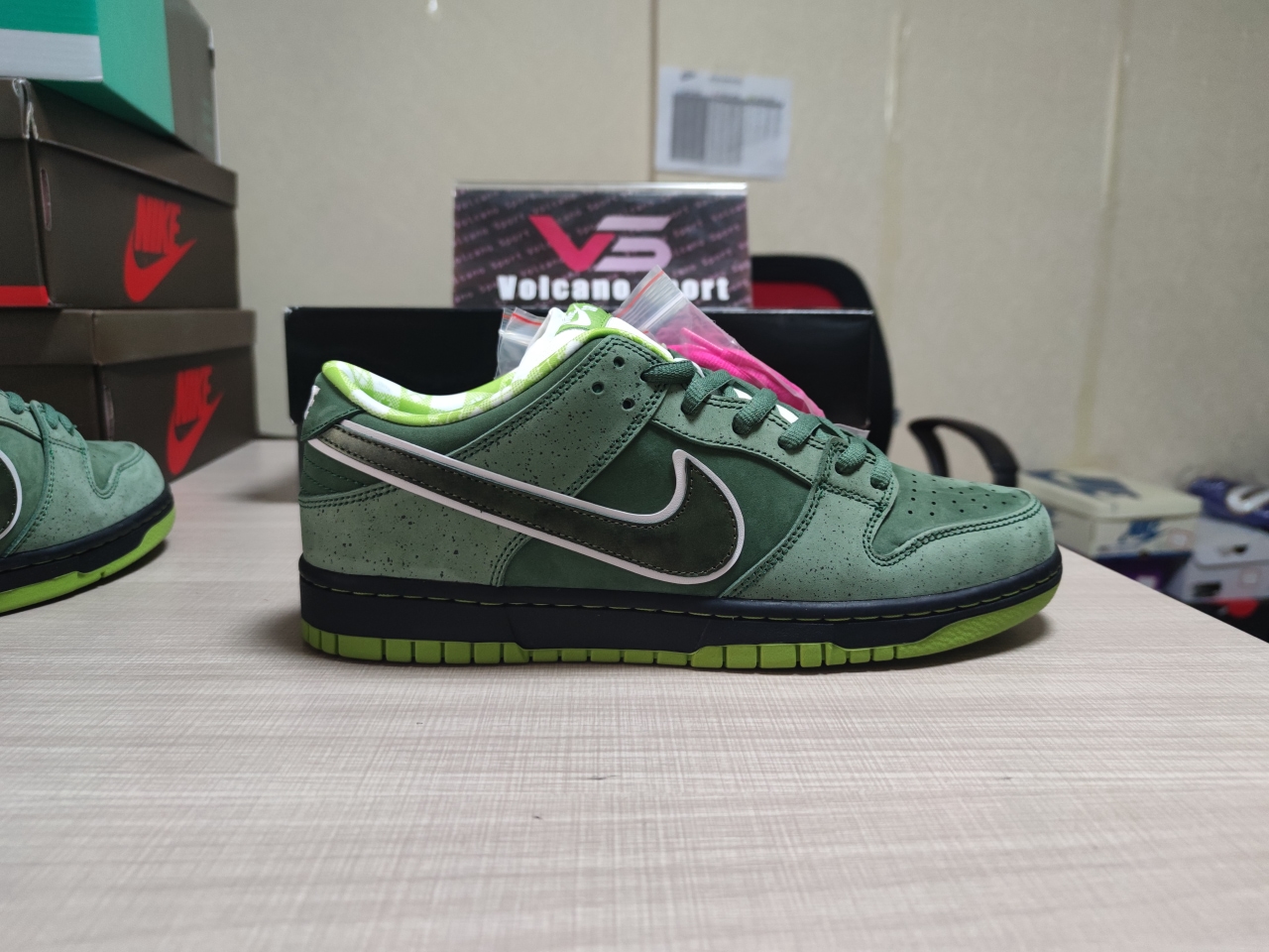 SB Dunk Low Concepts Green Lobster BV1310 337