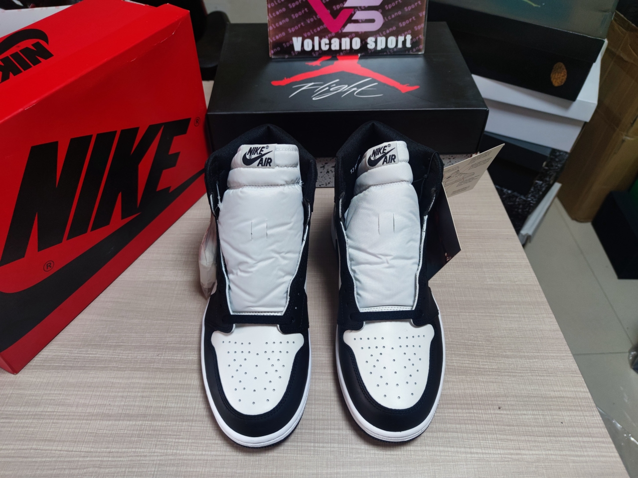 Jordan 1 Retro High 85 Black White BQ4422-001