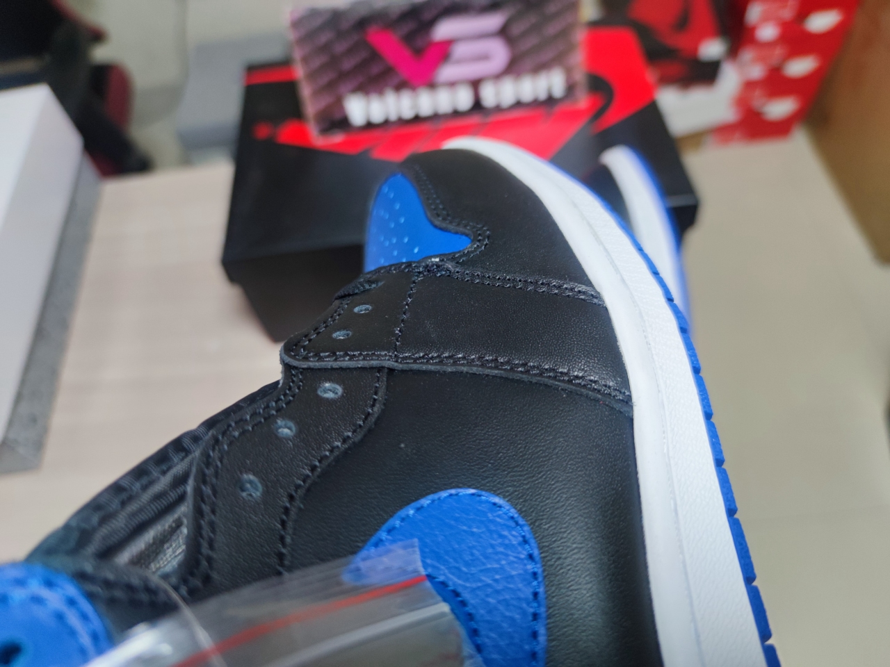 Jordan 1 Retro Royal 555088 007