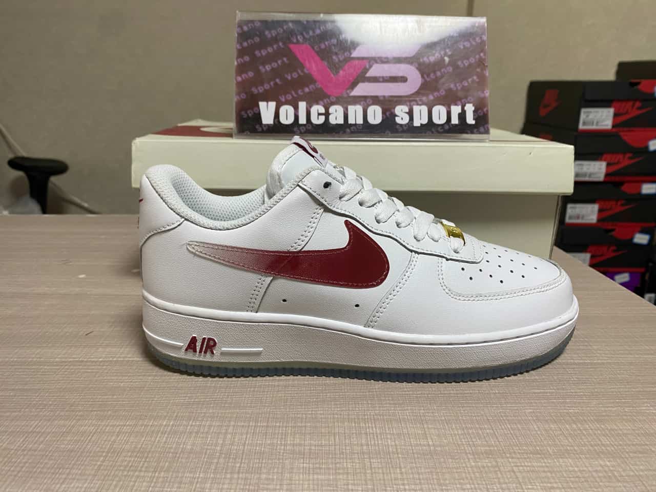 Air Force 1 07 Low White Red Metallic Gold CO3363-363