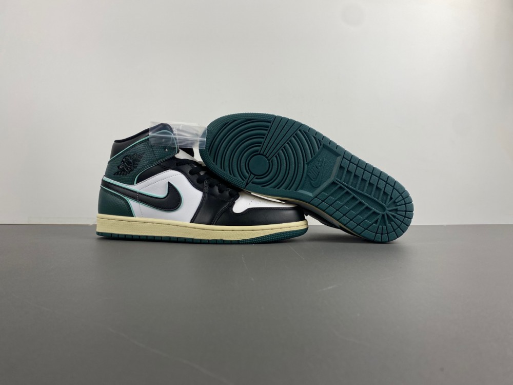 Jordan 1 Mid SE Oxidized Green FQ7818-100