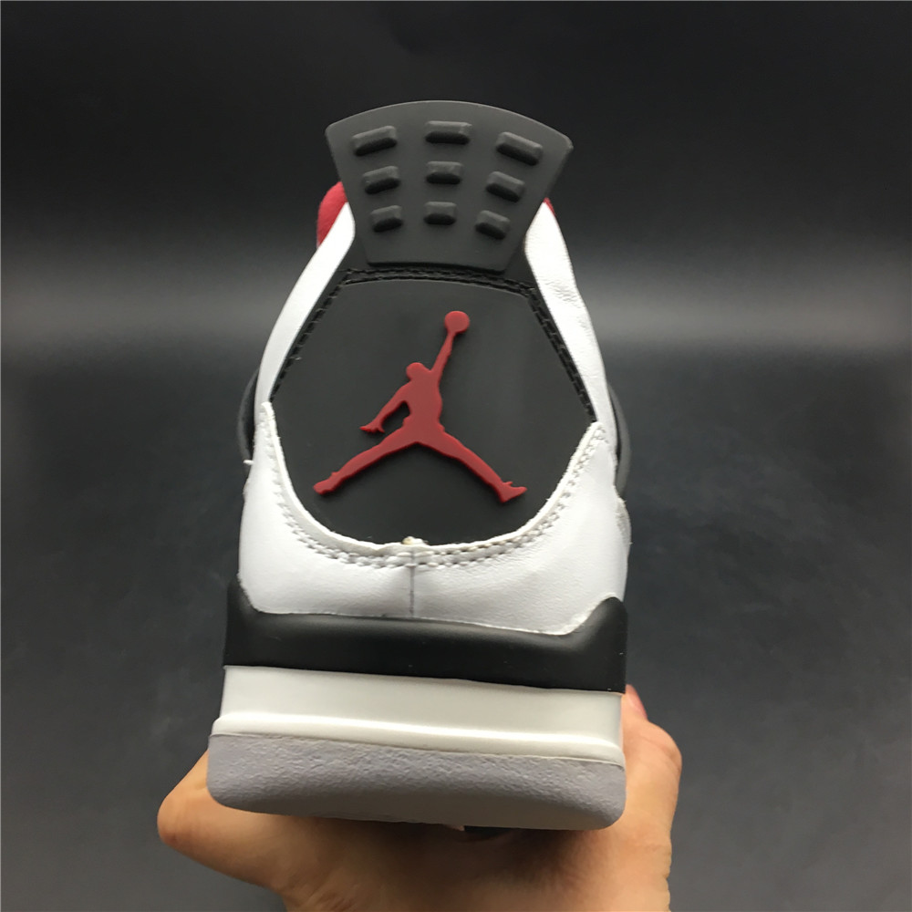 Air Jordan 4 308497-160