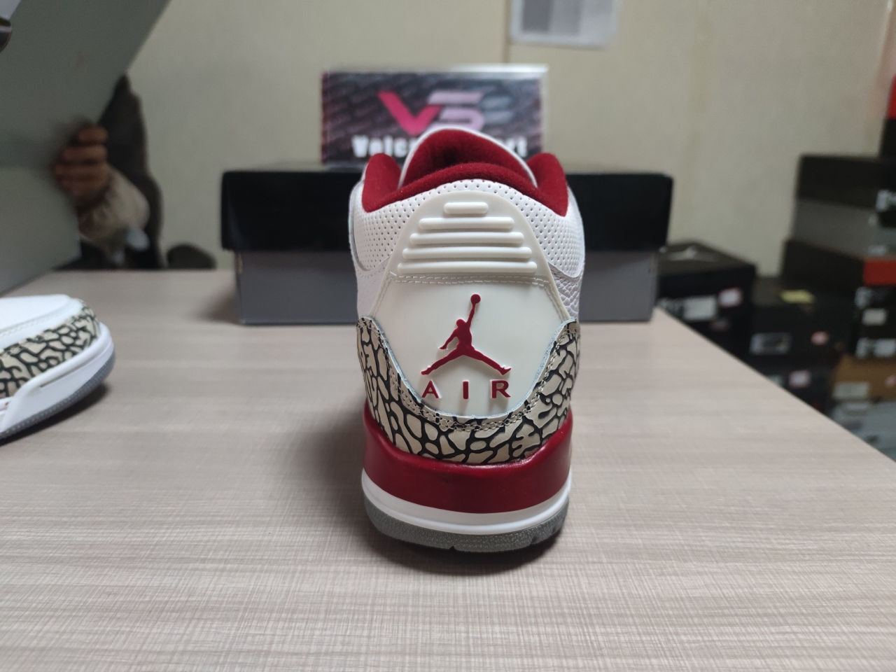 Jordan 3 Retro Cardinal Red CT8532 126