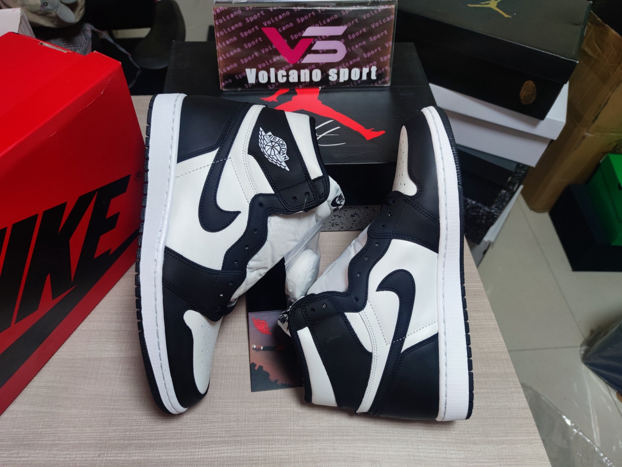 Jordan 1 Retro High 85 Black White BQ4422-001