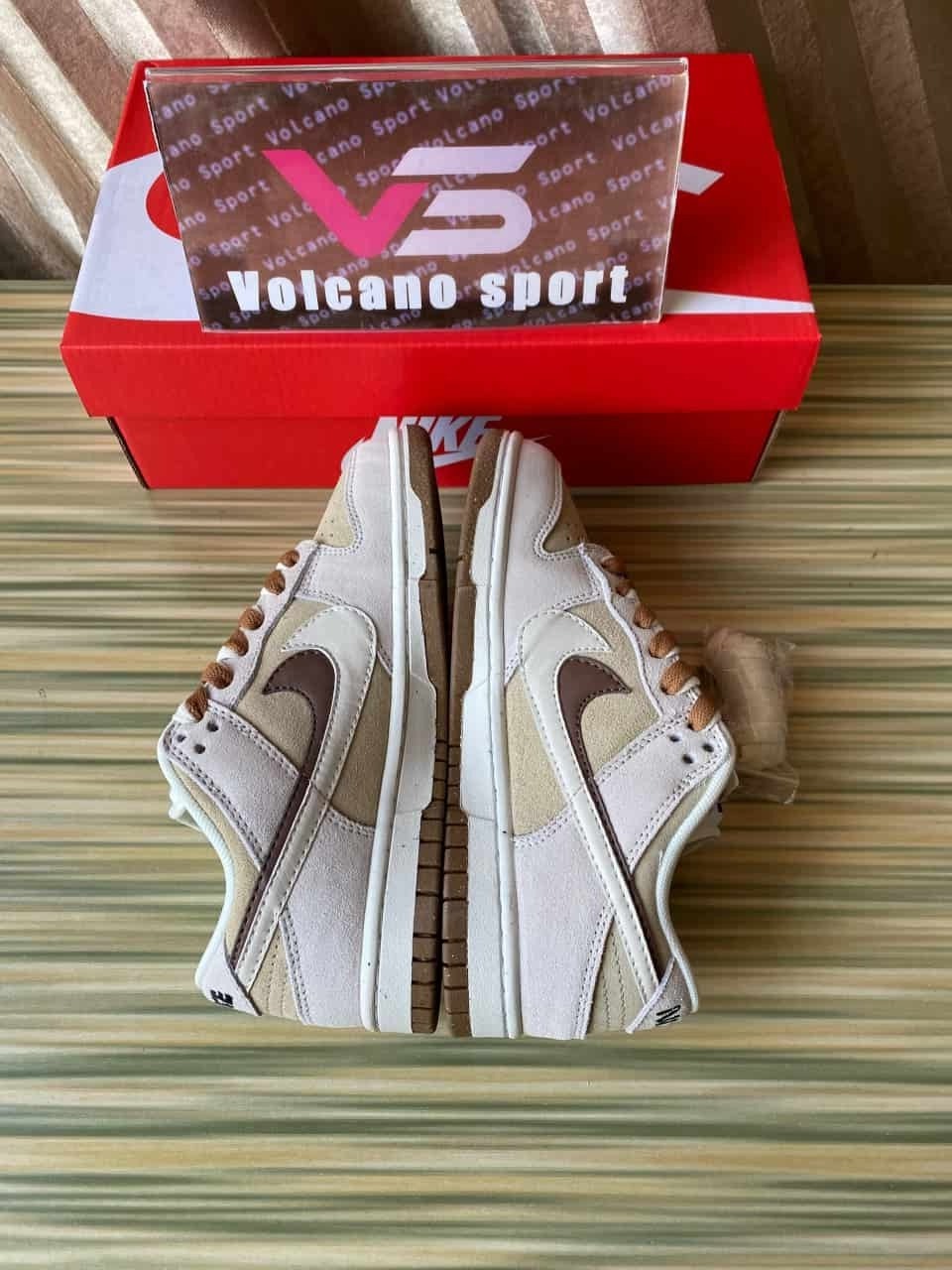 Dunk Low SE 85 White/Light Brown/Beige DO9457-100