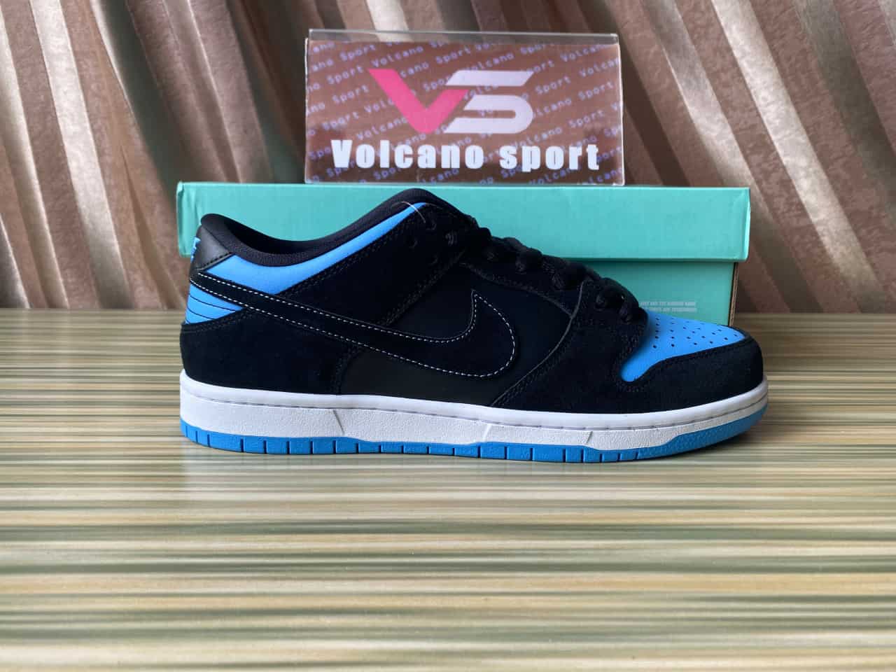 Nike SB Dunk Low Black University Blue 304292-048