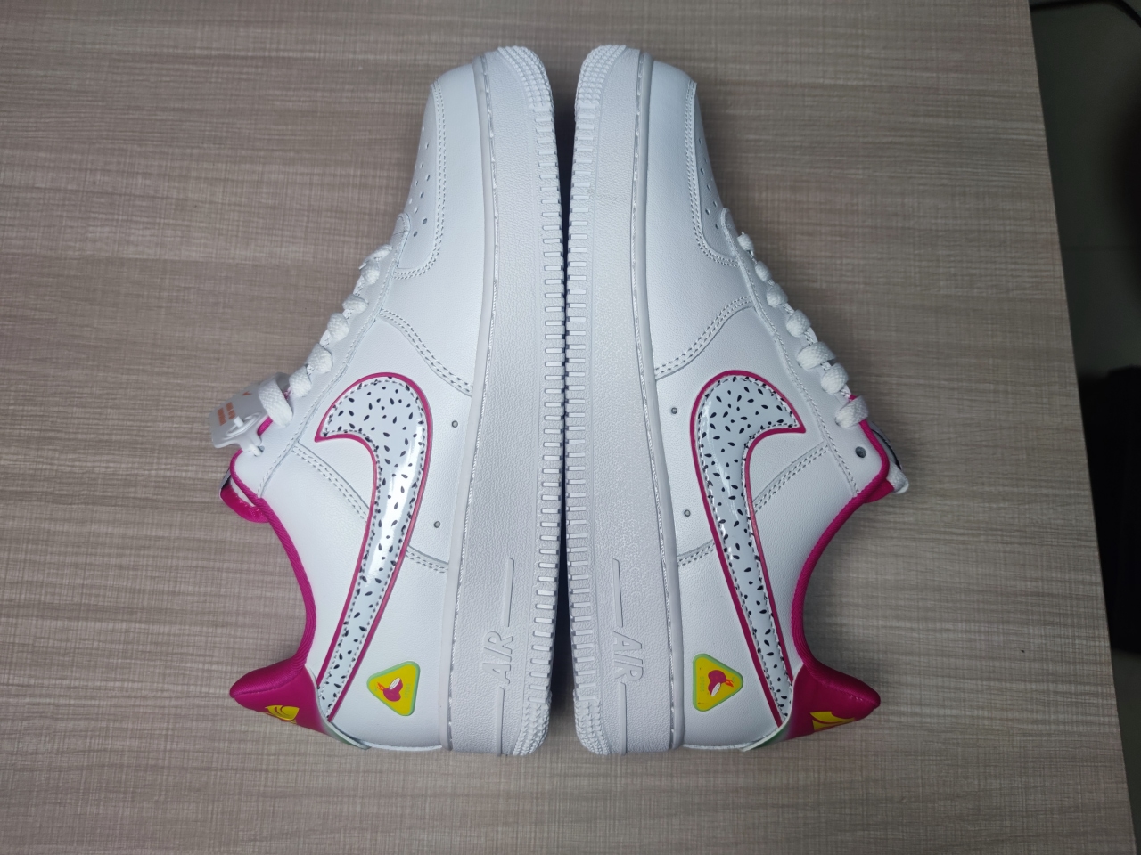 Air Force 1 Low '07 LX Dragon Fruit DV3809-100