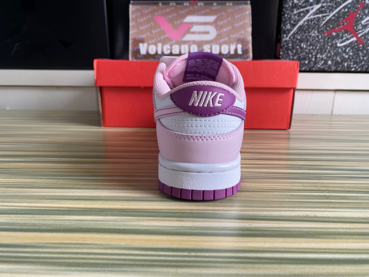 Nike Dunk Low FB9109-107