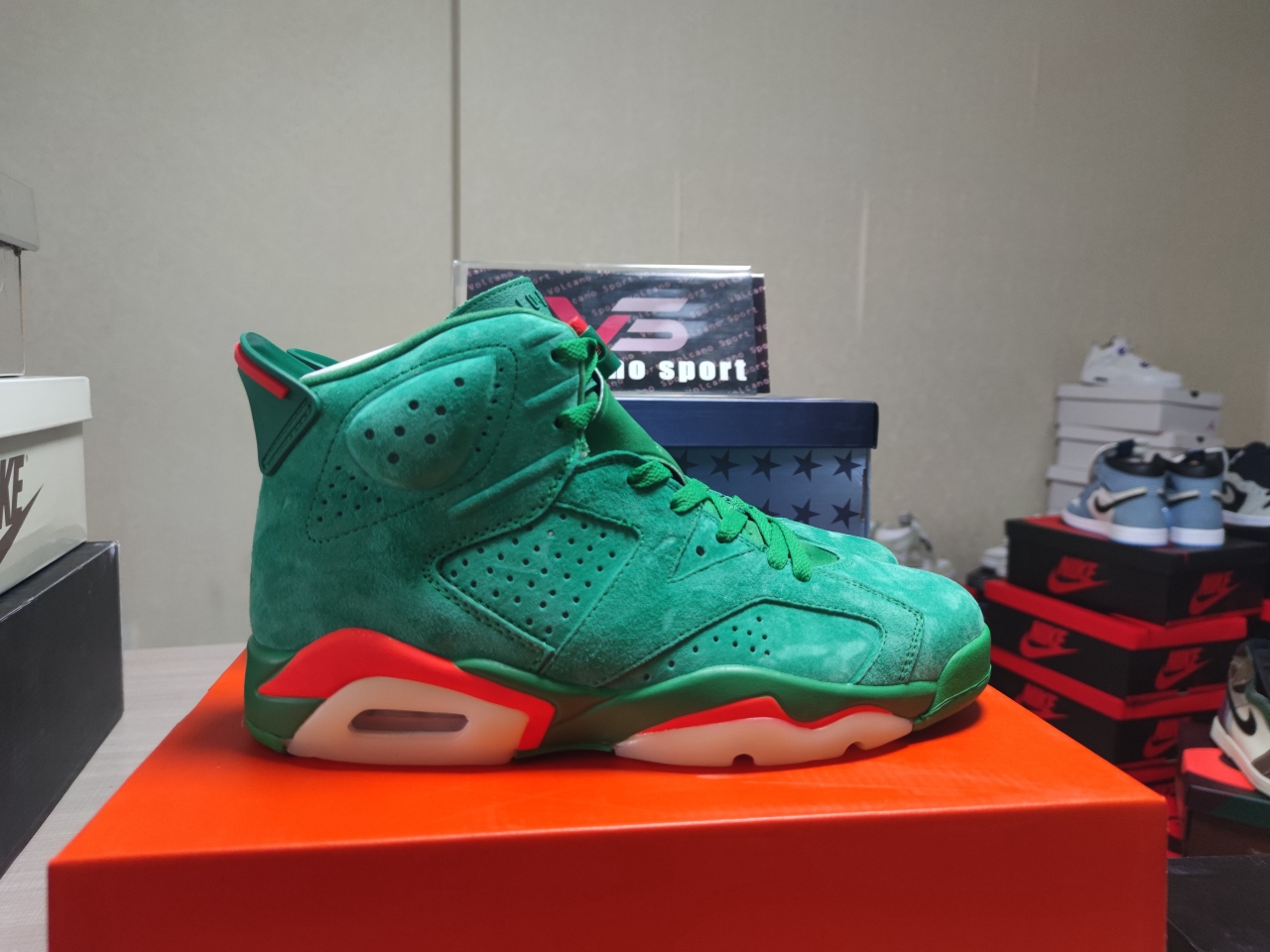 Jordan 6 “Gatorade Green Suede” AJ5986-335