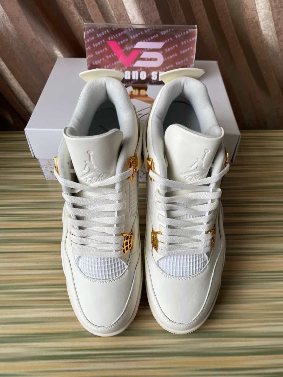 Jordan 4 WMNS Sail Metallic Gold Black AQ9129-170