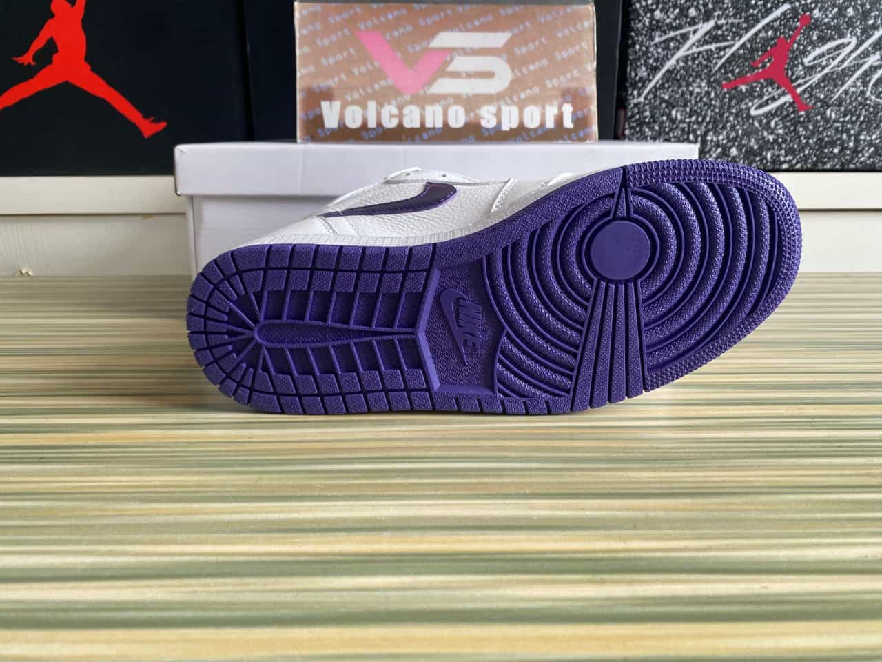 Jordan 1 Retro High Court Purple CD0461-151