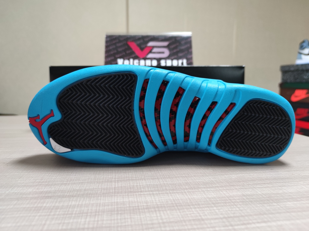 Jordan 12 Retro Black and blue Normal quality