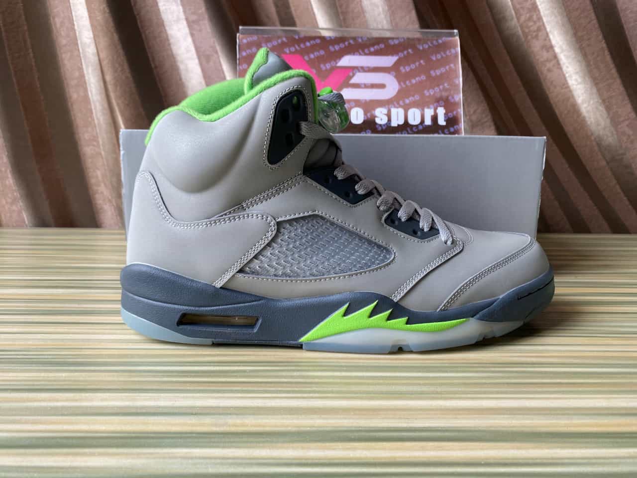 Jordan 5 Retro Green Bean DM9014-003