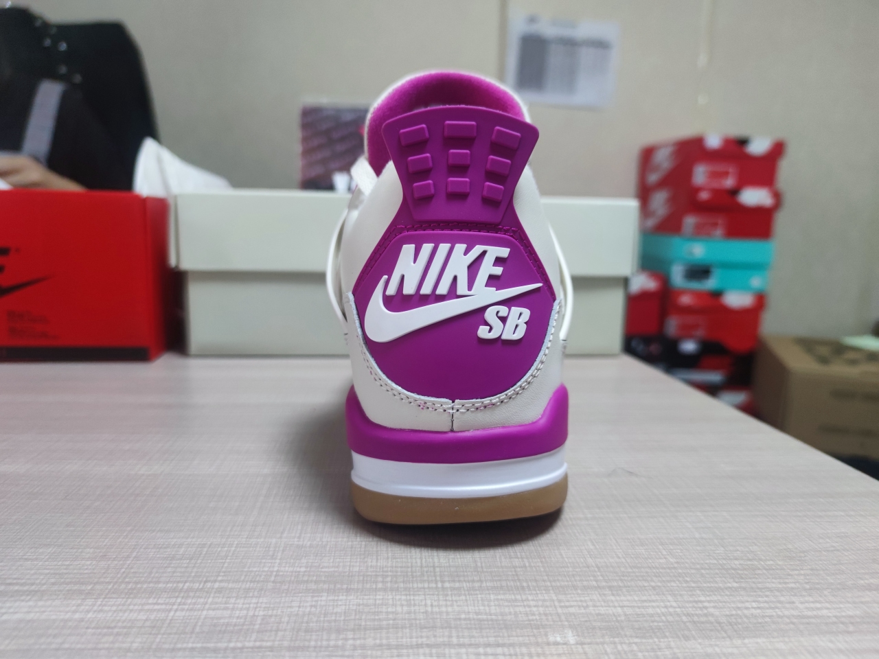 Jordan 4 Retro SB Pink