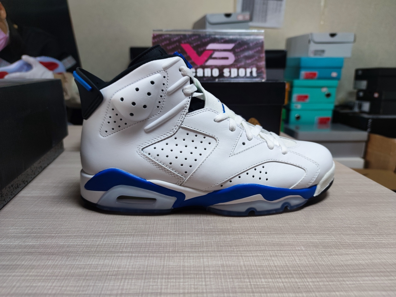 Jordan 6 Retro Sport Blue 384664-107