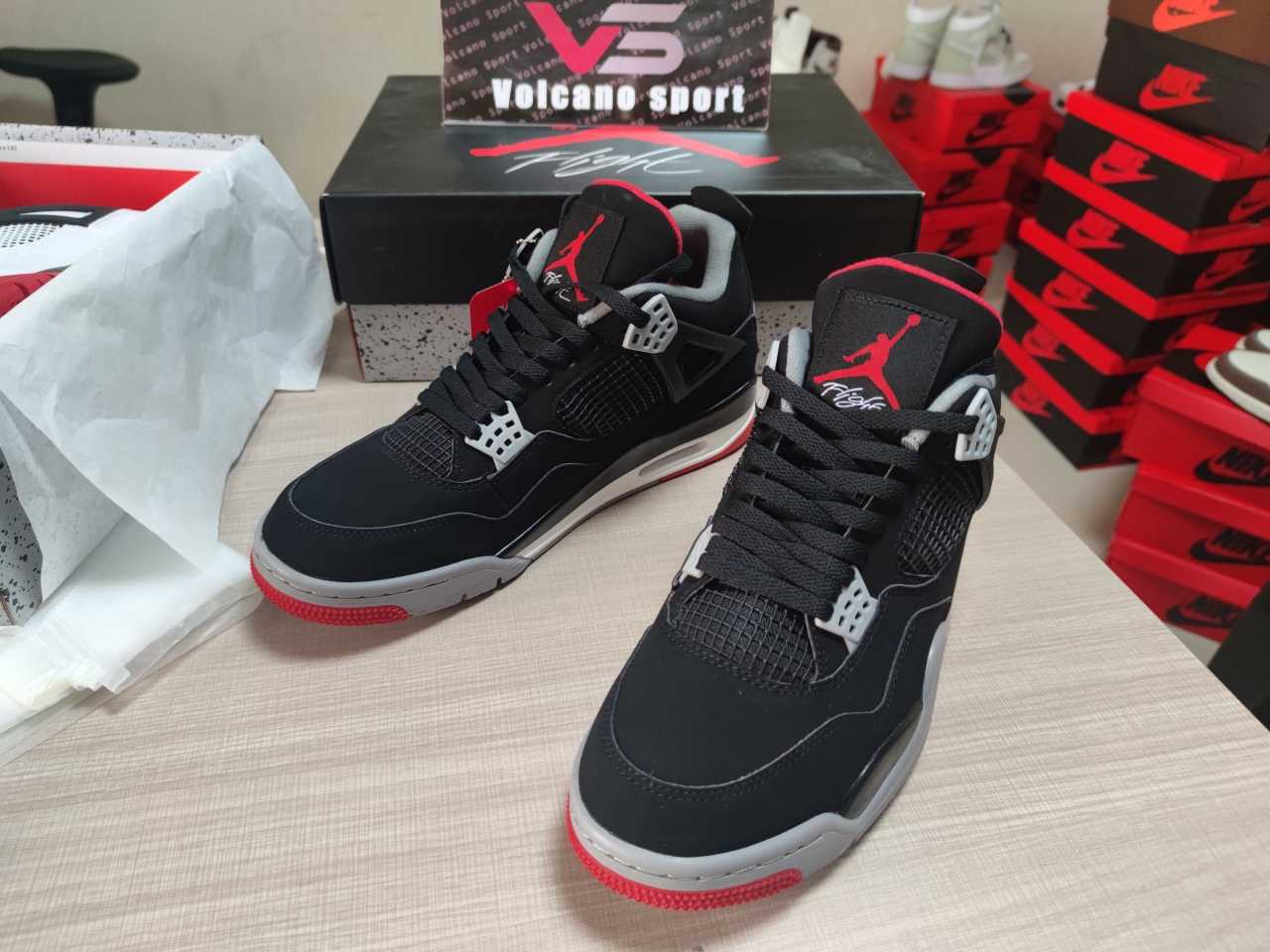 Air Jordan 4 Bred 308497-060