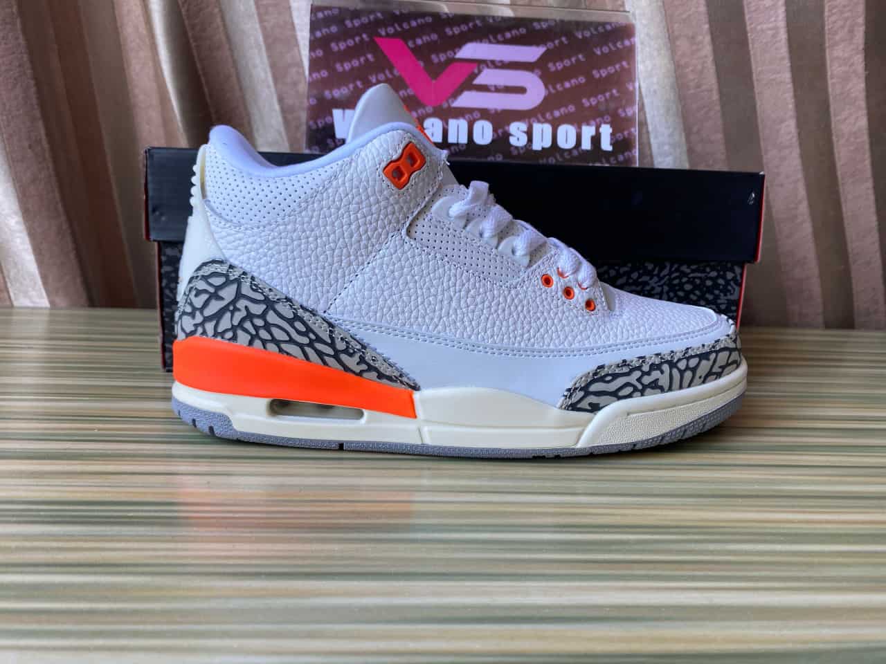 Jordan 3 WMNS 