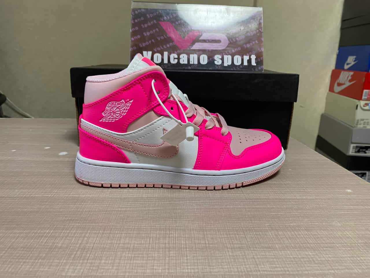 Jordan 1 Mid Fierce Pink FD8780-116