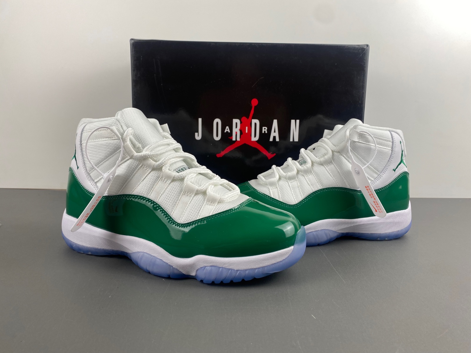 Air Jordan 11 High 'Green White' CT8012-113