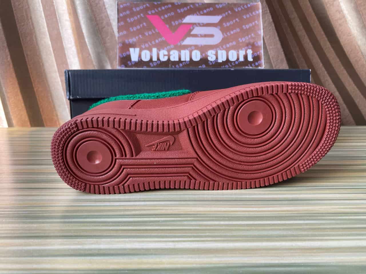 Nike Air Force 1 Low La Familia DV5153-600