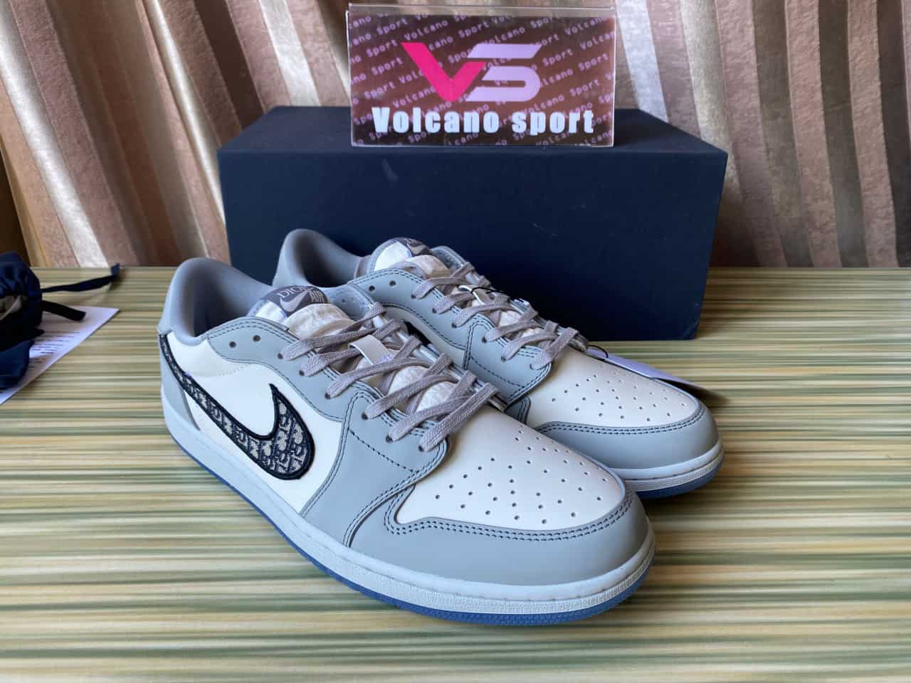 Di0r x Jordan 1s Low