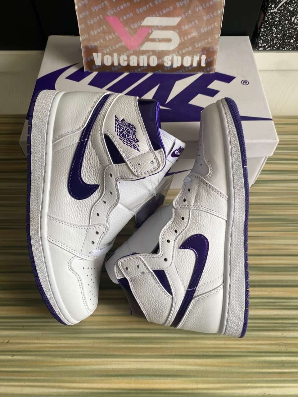 Jordan 1 Retro High Court Purple CD0461-151