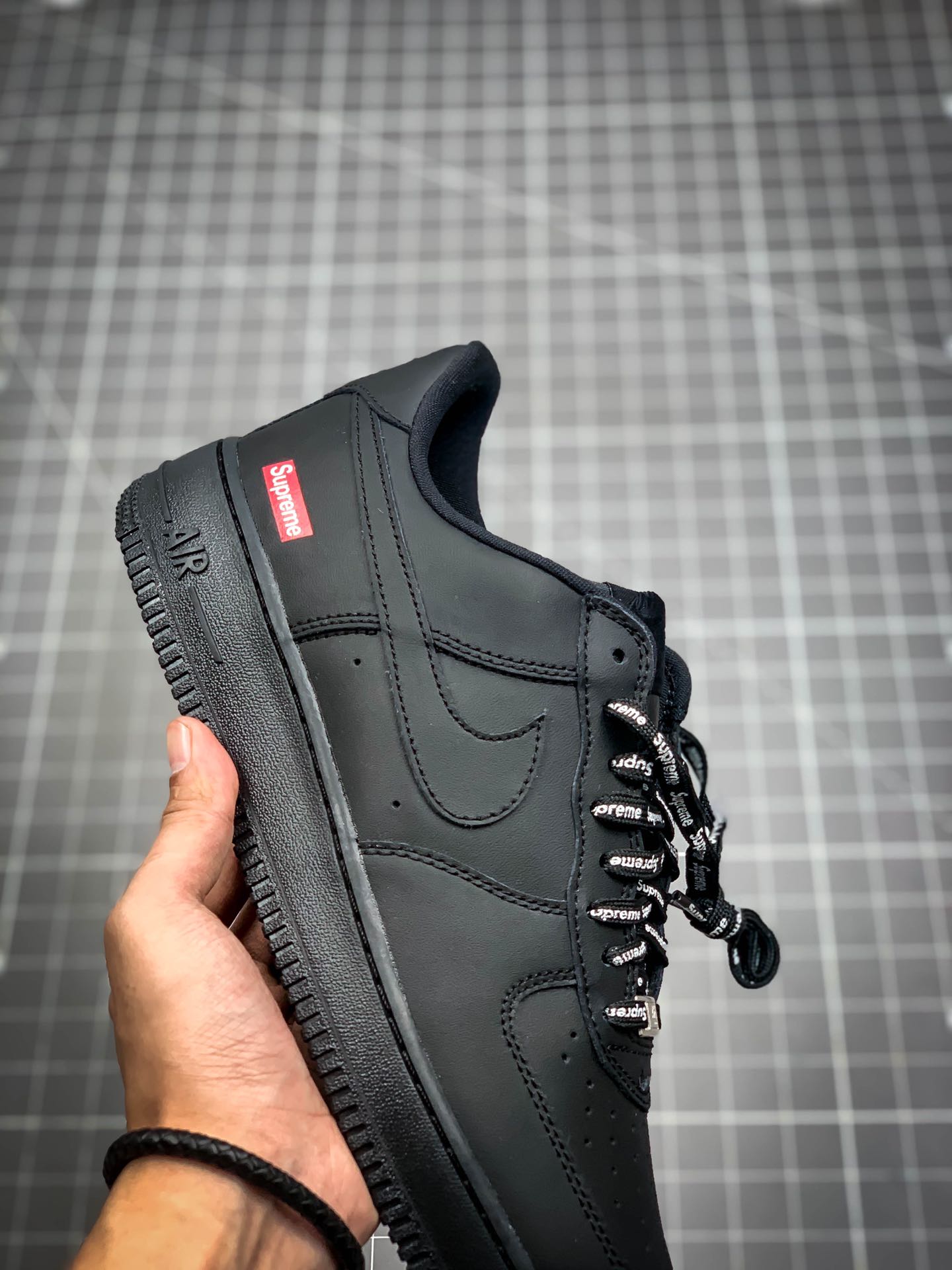 Nike Air Force 1 Low Supreme Black CU9225-001